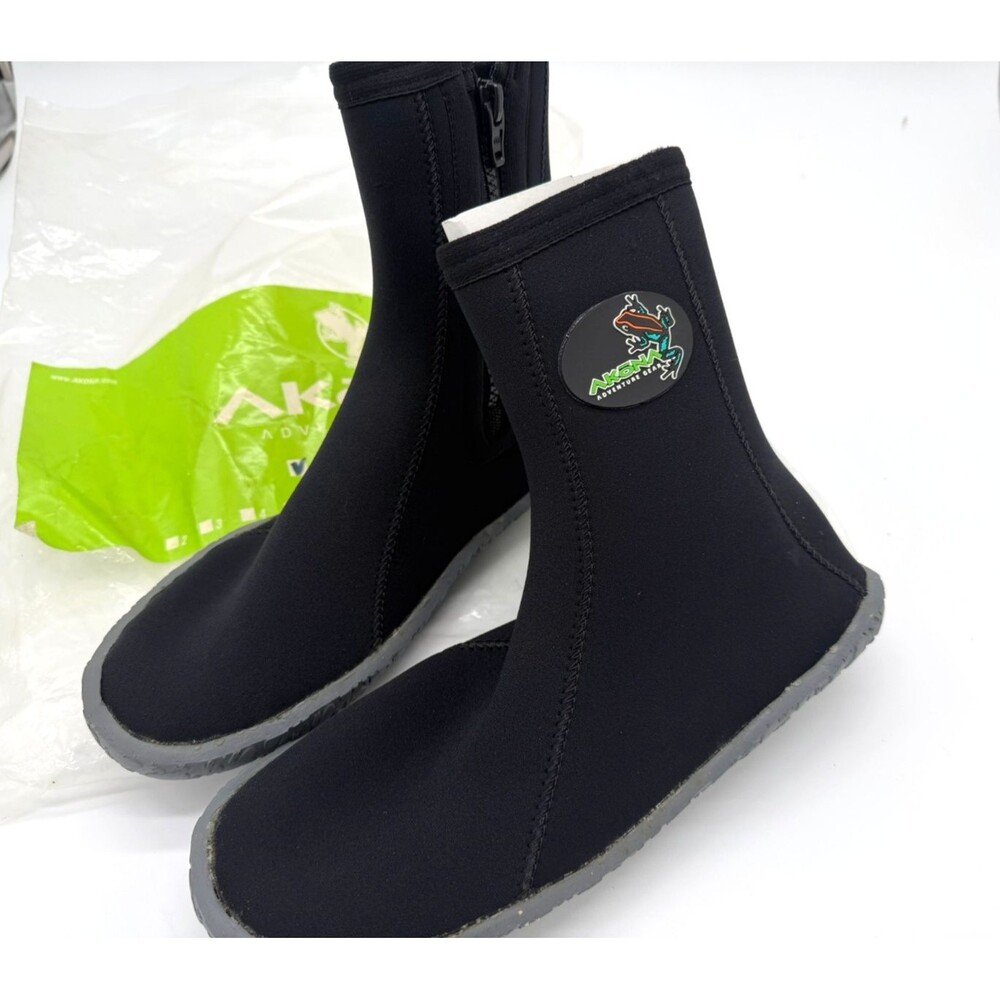 AKONA 3.5mm Neoprene Standard Scuba Diving Boots Men's 8 Women's 9 AKBT332